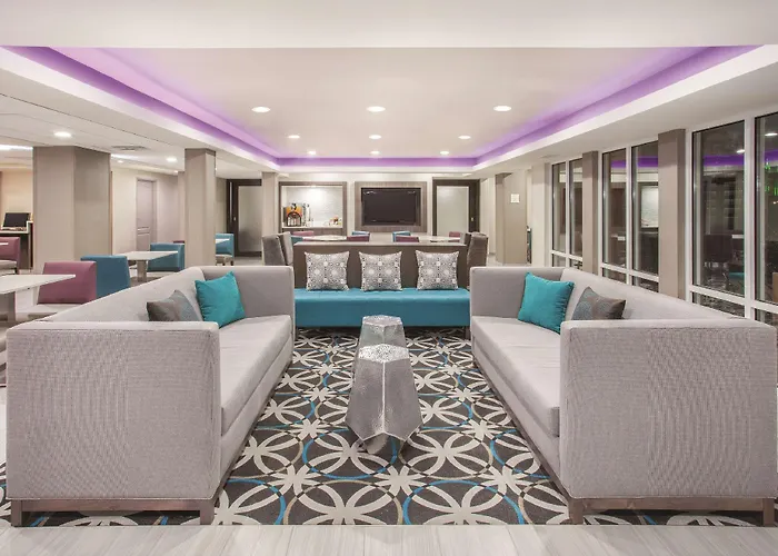 Hotel La Quinta By Wyndham 3*